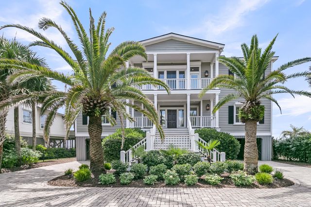 210 Ocean Boulevard, Isle Of Palms, SC 29451