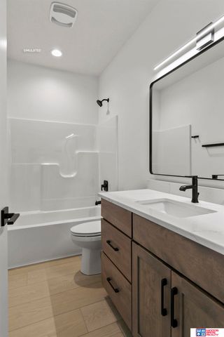 8900 Dragonfly Lane, Lincoln, NE 68526