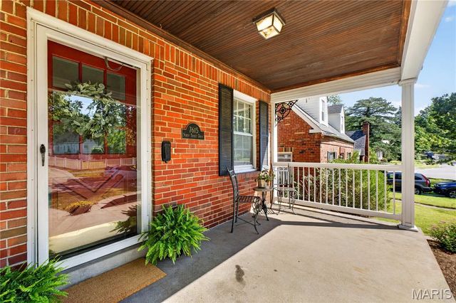 7615 N Sunset Drive, Pasadena Park, MO 63121
