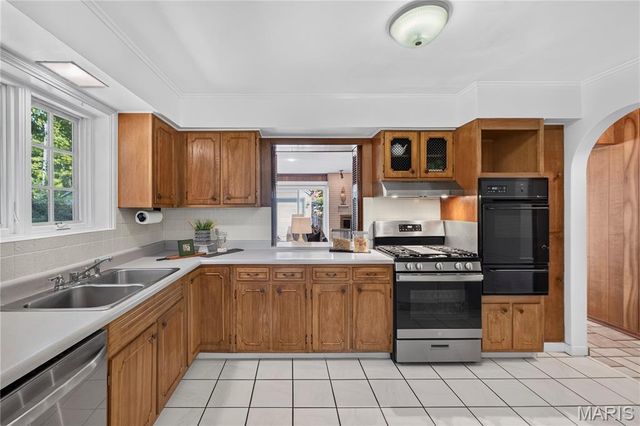 7615 N Sunset Drive, Pasadena Park, MO 63121