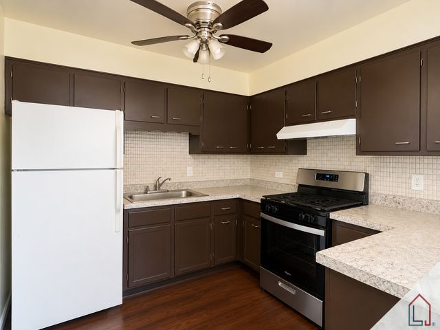 18213 Morgan Street 1N, Homewood, IL 60430