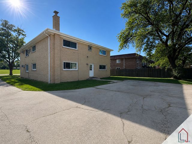 18213 Morgan Street 1N, Homewood, IL 60430