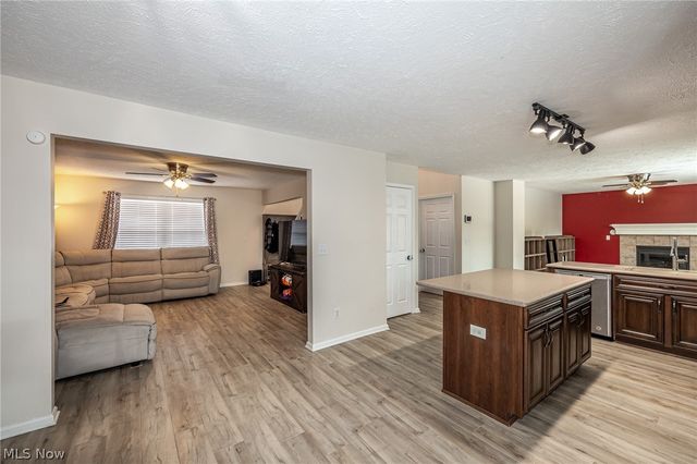 7396 Xavier Court, North Ridgeville, OH 44039