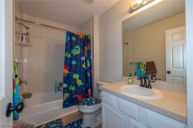 7396 Xavier Court, North Ridgeville, OH 44039