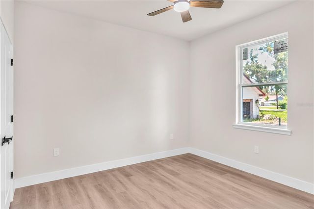 2203 W LOWRY AVENUE, Plant City, FL 33563