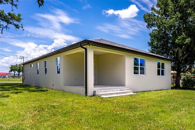 2203 W LOWRY AVENUE, Plant City, FL 33563