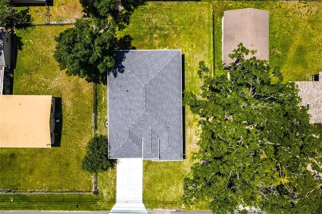 2203 W LOWRY AVENUE, Plant City, FL 33563
