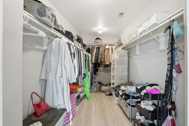 709 N Bayshore Drive, La Porte, TX 77571