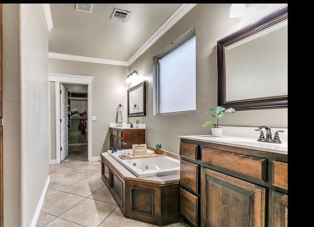 307 Summit Bend, Norman, OK 73071