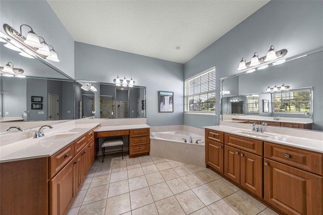 5248 SE 39TH LOOP, Ocala, FL 34480