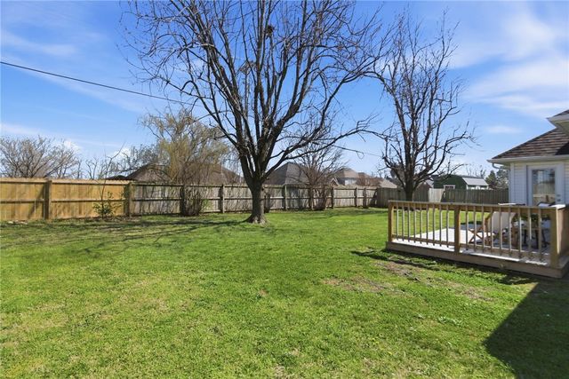 4465 Warwick Cove, Springdale, AR 72762