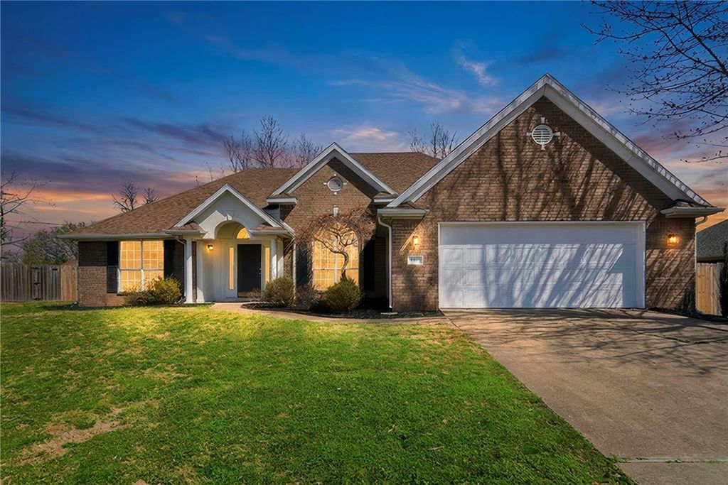 4465 Warwick Cove, Springdale, AR 72762