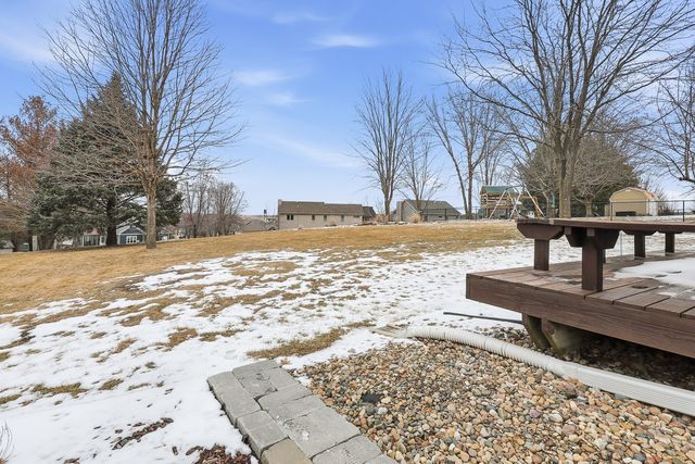 1216 Big Rock Park Road, Pella, IA 50219