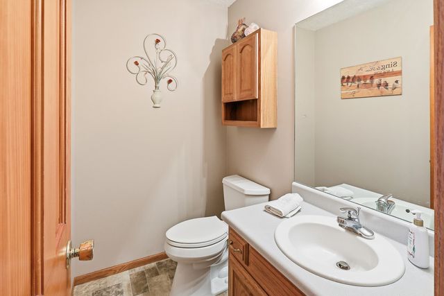 1216 Big Rock Park Road, Pella, IA 50219