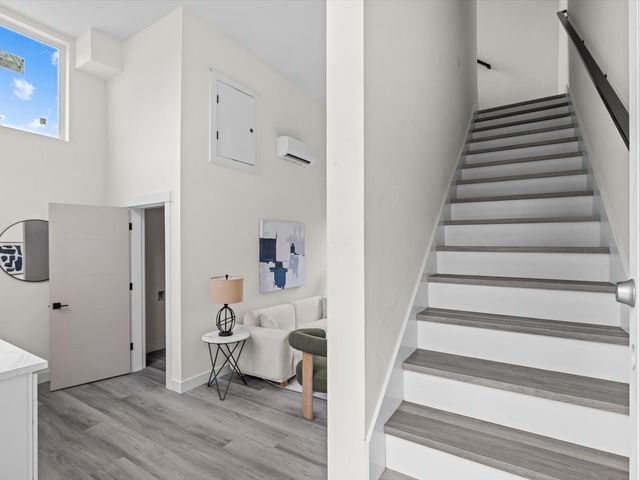 8600 7th Avenue S, Seattle, WA 98108