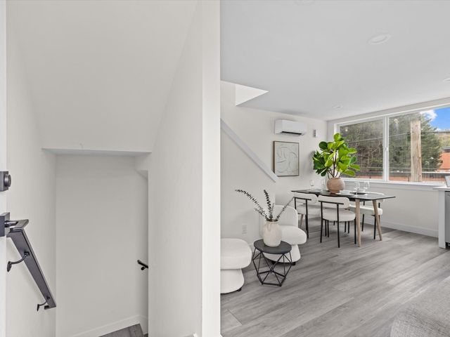 8600 7th Avenue S, Seattle, WA 98108