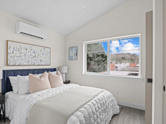 8600 7th Avenue S, Seattle, WA 98108