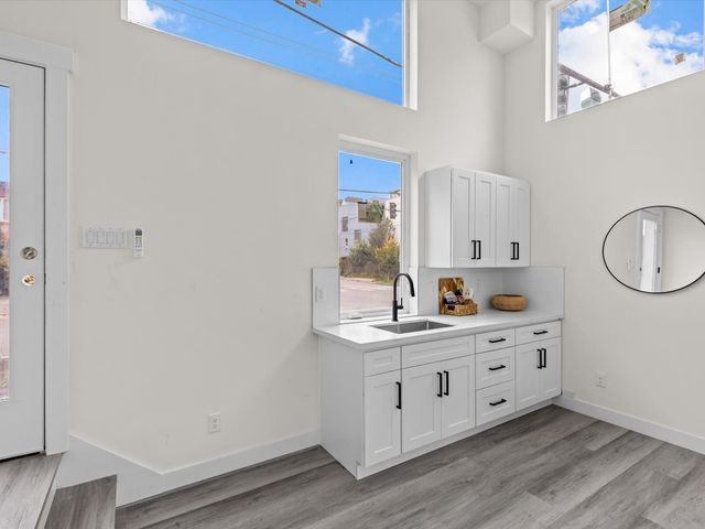 8600 7th Avenue S, Seattle, WA 98108