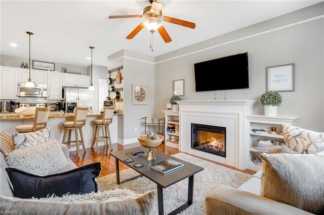 20 Byrdcliffe Lane, Asheville, NC 28805