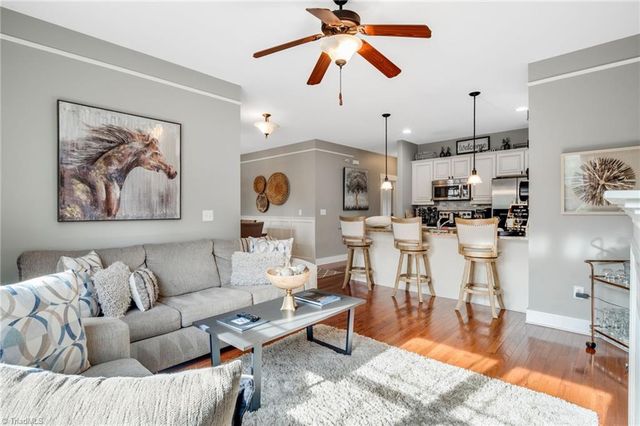 20 Byrdcliffe Lane, Asheville, NC 28805