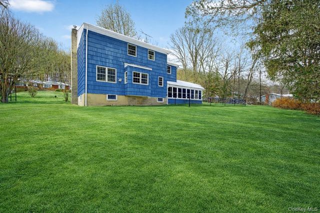 22 Hatfield Road, Mahopac, NY 10541