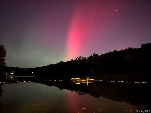 22 Hatfield Road, Mahopac, NY 10541