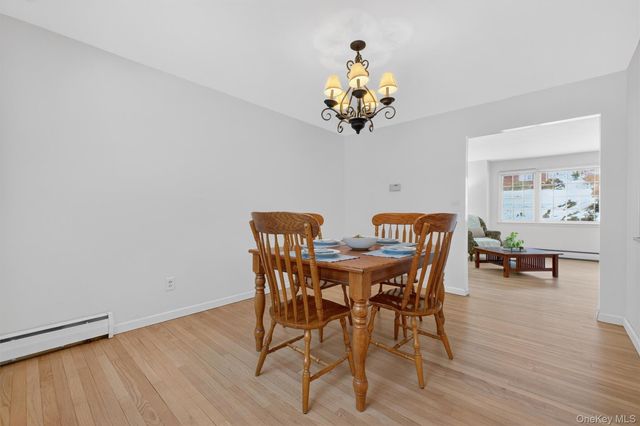 22 Hatfield Road, Mahopac, NY 10541