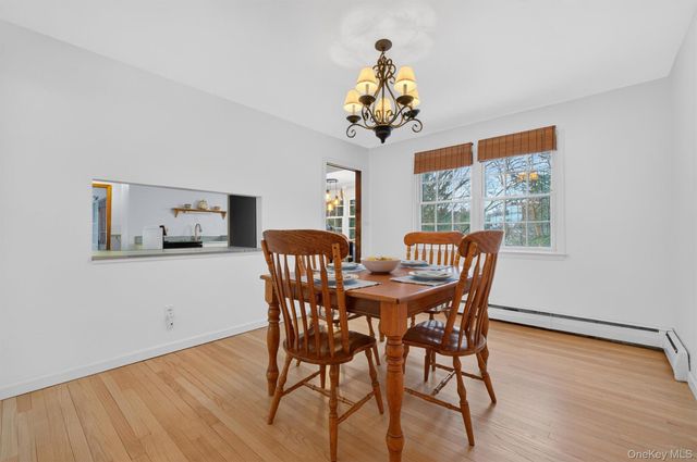 22 Hatfield Road, Mahopac, NY 10541