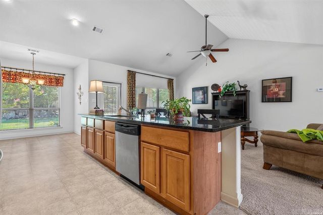 211 Willowbend Circle, Hot Springs, AR 71913