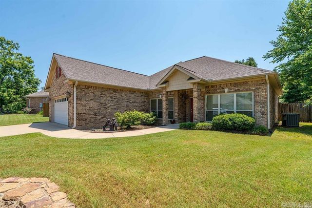 211 Willowbend Circle, Hot Springs, AR 71913