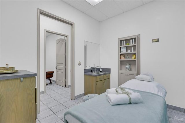 2014 W Nolana Avenue, Mcallen, TX 78504