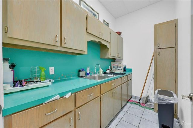 2014 W Nolana Avenue, Mcallen, TX 78504