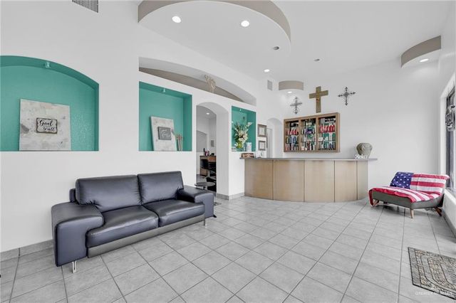 2014 W Nolana Avenue, Mcallen, TX 78504