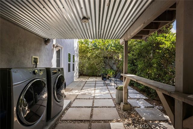 2304 W Avenue 31, Los Angeles, CA 90065