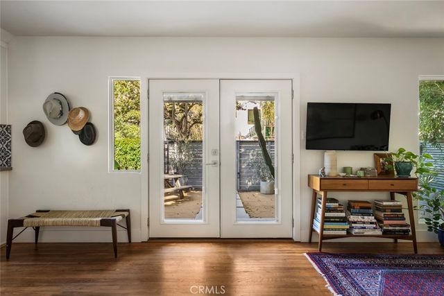 2304 W Avenue 31, Los Angeles, CA 90065