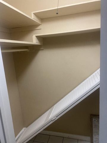 61 East Court, Royal Palm Beach, FL 33411