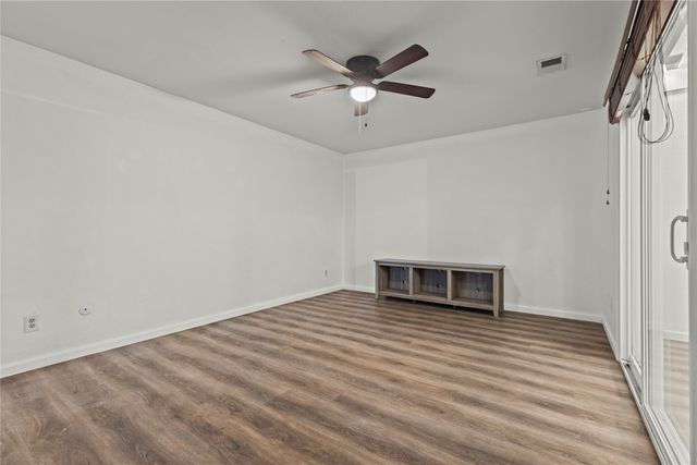 211 Willowwood Place, Duncanville, TX 75116