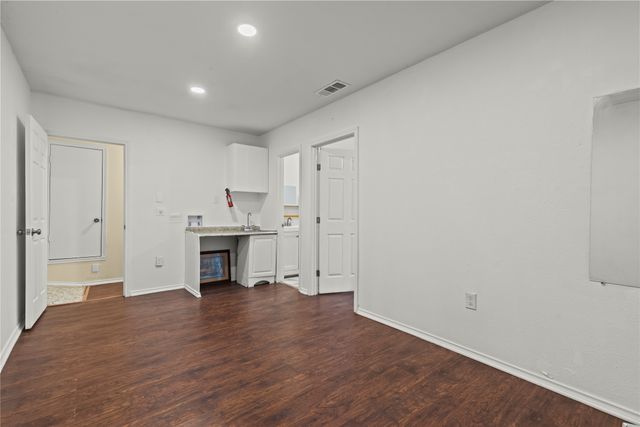 211 Willowwood Place, Duncanville, TX 75116