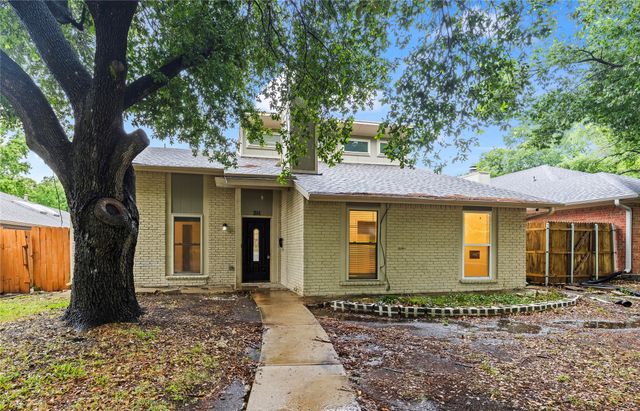 211 Willowwood Place, Duncanville, TX 75116