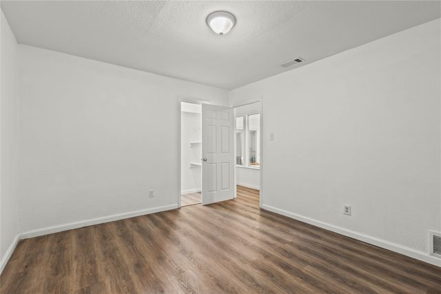 211 Willowwood Place, Duncanville, TX 75116