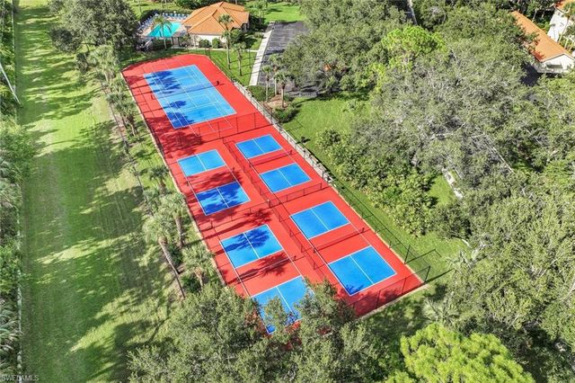 432 Valerie WAY 102, Naples, FL 34104