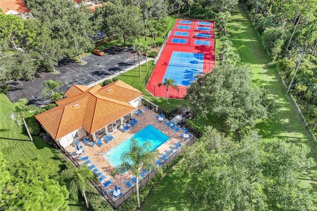 432 Valerie WAY 102, Naples, FL 34104