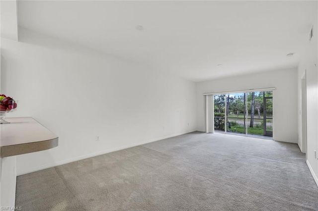 432 Valerie WAY 102, Naples, FL 34104