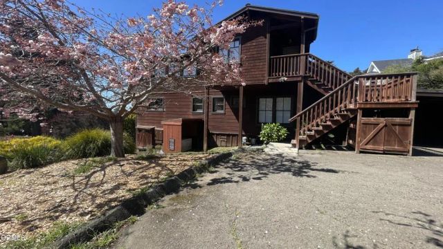 44920 Little Lake Road, Mendocino, CA 95460