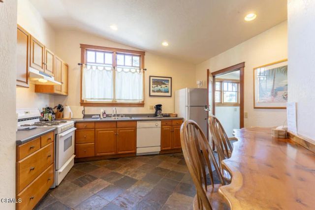 44920 Little Lake Road, Mendocino, CA 95460