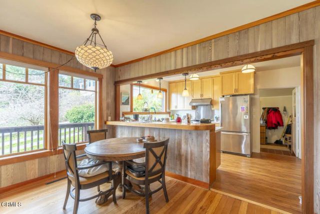 44920 Little Lake Road, Mendocino, CA 95460