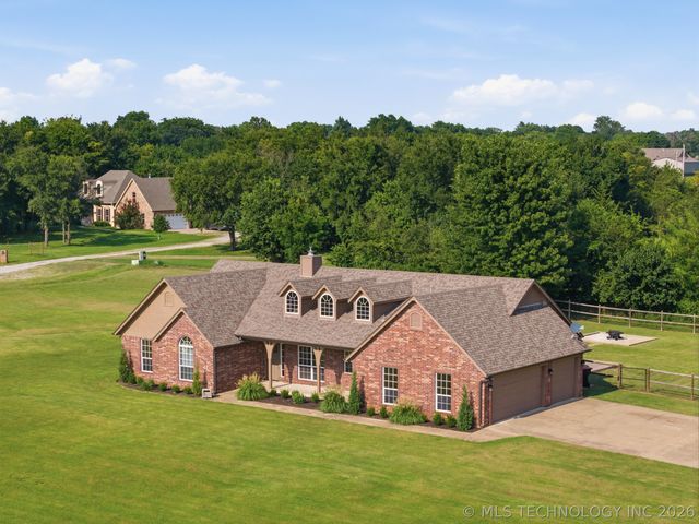 13535 E 463 Road, Claremore, OK 74017
