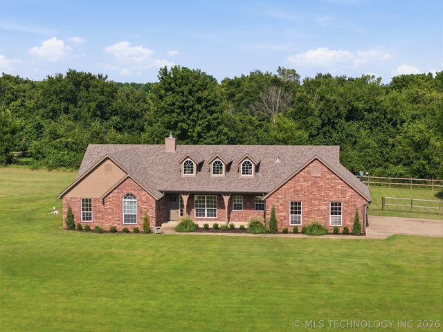 13535 E 463 Road, Claremore, OK 74017
