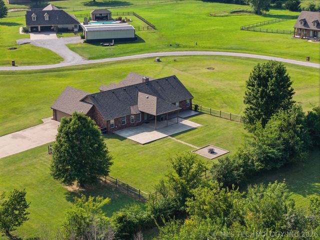 13535 E 463 Road, Claremore, OK 74017