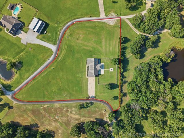 13535 E 463 Road, Claremore, OK 74017